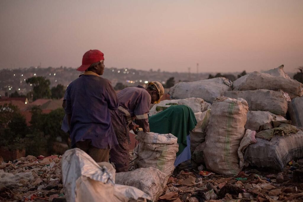 looking-for-what-to-recycle-in-sacks-in-kiteezi